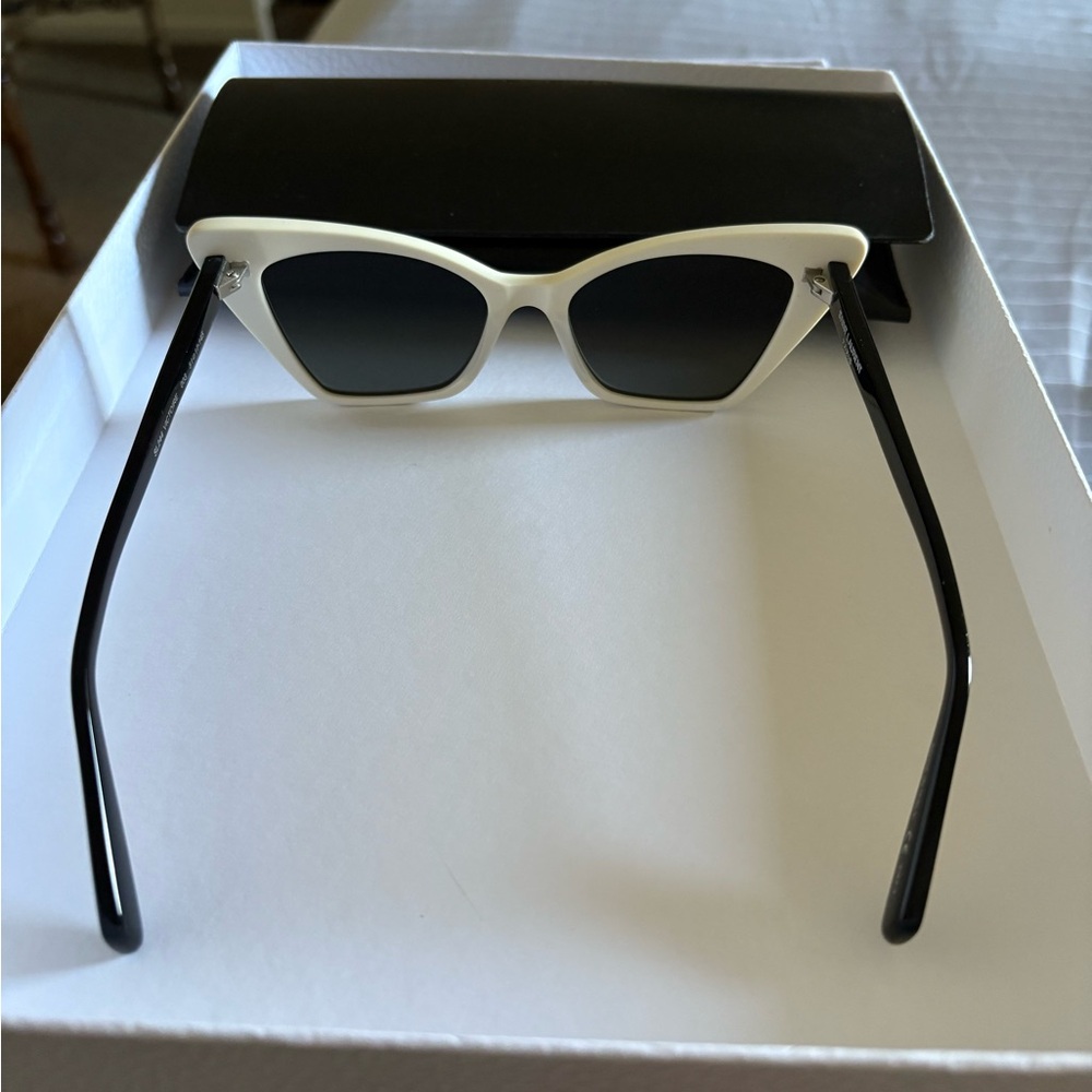 Saint Laurent Women's White Cat-Eye Sunglasses with case - Picture 2 of 7